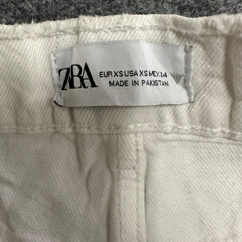 Zara Denim Skirt Womens Size XS White Organic Cotton Frayed Hem Mini Distressed - Picture 4 of 7
